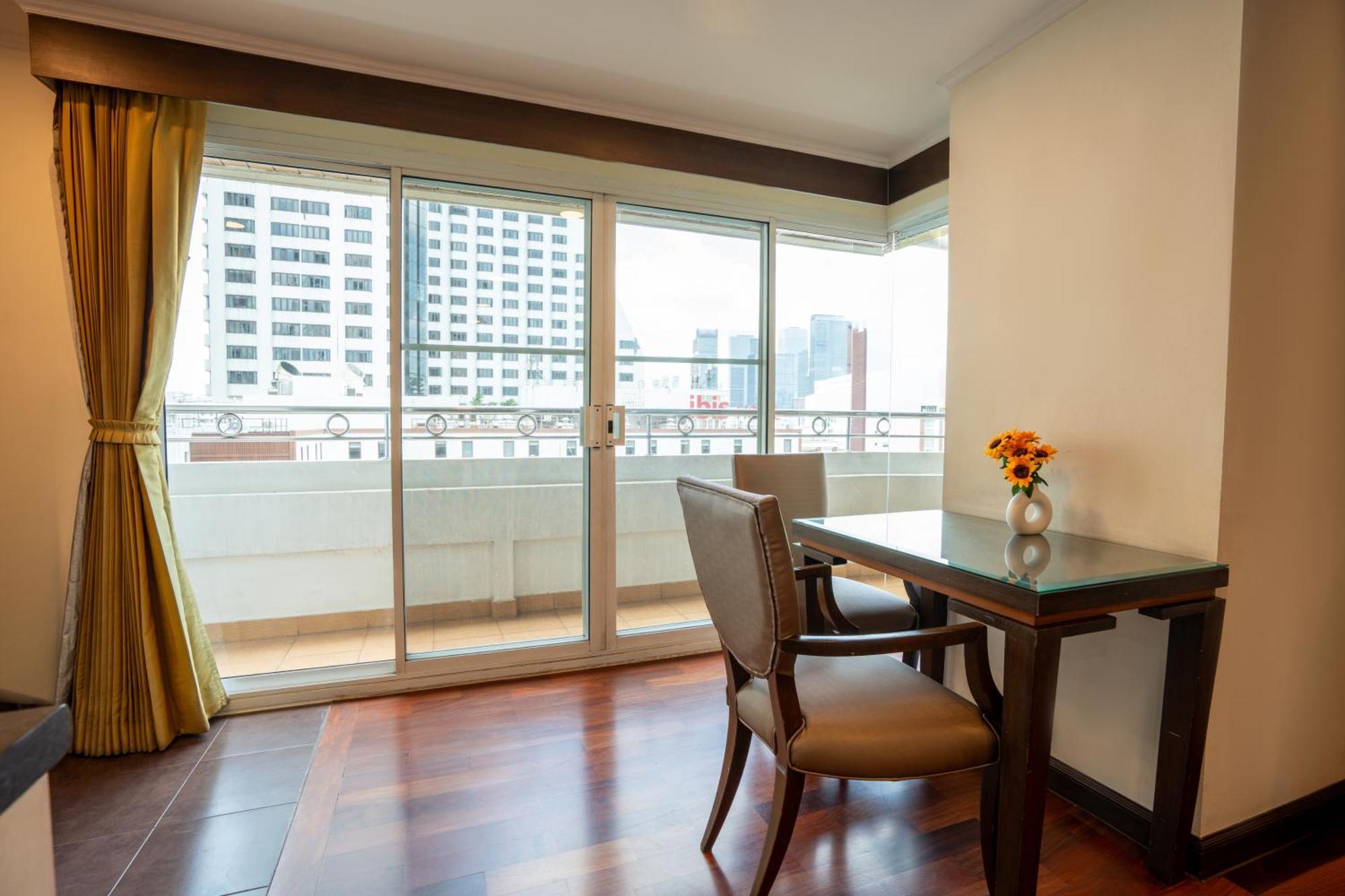 One-Bedroom Suite