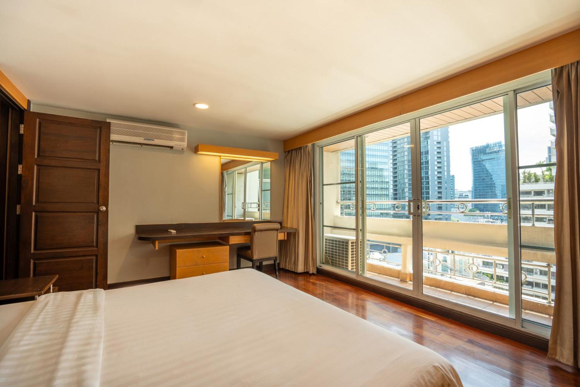 Two-Bedroom Suite